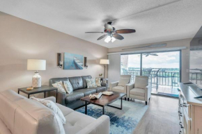 Pet-friendly 2-bed Condo With Amazing Waterfront Views